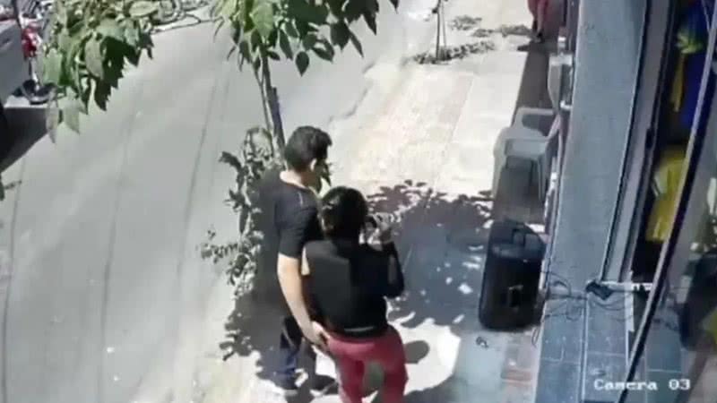 Homem é preso após passar mão na bunda de locutora no interior do Ceará ...
