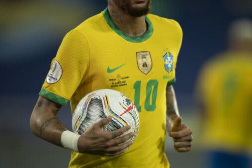 Imagem Sem Neymar, CBF divulga novo dono da camisa 10 da Seleção Brasileira; confira numeração