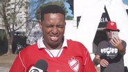 João Vitor deixou mulher para ir ver o que poderia ter sido o acesso do Vila Nova à Série A - Reprodução | TV Globo
