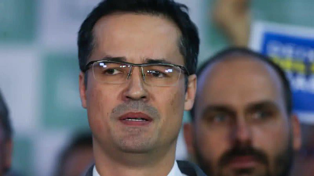 Após TSE barrar candidatura, Deltan Dallagnol fala em "perseguição política"