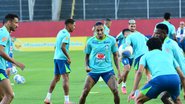 Segundo dia de treino da Seleção Brasileira no Barradão