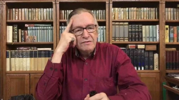 Filha do autointitulado filósofo afirma que o pai morreu de complicações da Covid-19 - Reprodução/YouTube