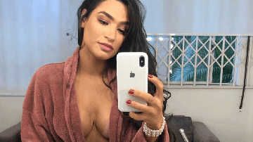 Reprodução/Instagram @raissabarbosaoficial