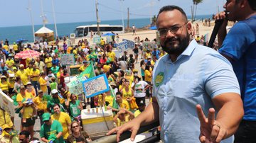 Reprodução/Instagram @voucomleandro