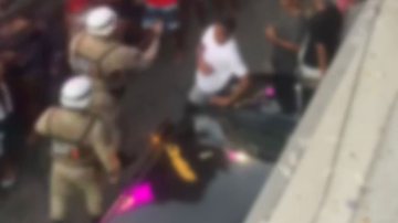 Imagem VÍDEO: Confusão e tiros são registrados no Arrastão do Psirico na Liberdade