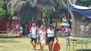 Soteropolitanos curtem cartões postais neste domingo (13)