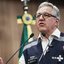 Ministro da Saúde pede que população evite consumo de bebidas destiladas em garrafa de rosca
