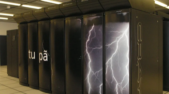 Adeus à surpresa da chuva: Brasil ganha supercomputador para revolucionar a  previsão do tempo
