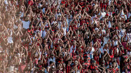 Torcida do Vitória - Victor Ferreira/ EC Vitória