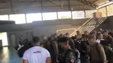 Caso é apurado pela PM-MG , após vídeo de agente agredindo aluno viralizar nas redes - Reprodução/Instagram