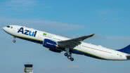 A companhia aérea Azul está enfrentando uma crise financeira devido a queda em suas ações - Divulgação/Azul