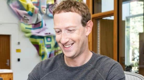 Apenas quatro pessoas possuem fortunas que excedem o valor de 200 bilhões de dólares - Reprodução/Instagram/@zuck