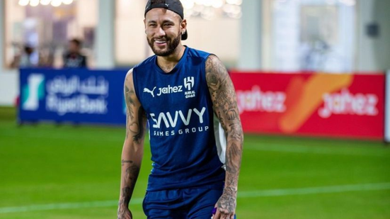 O influenciador revela que Neymar já deu em cima dele - Instagram/@neymarjr