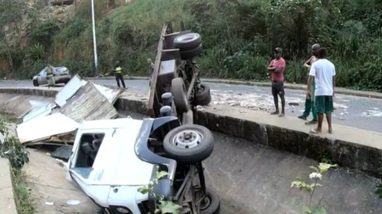 Imagem Motorista de caminhão morre após acidente em Salvador na manhã desta sexta (20)