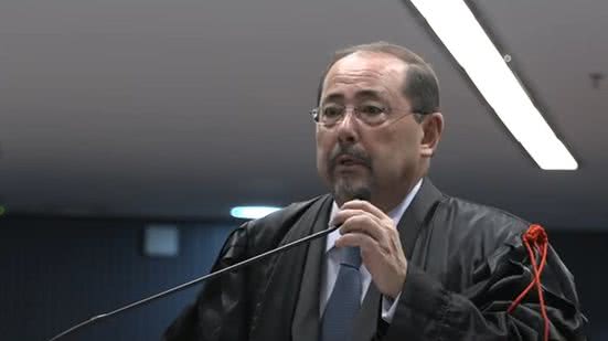 Reprodução / YouTube