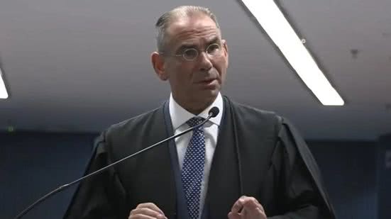 Reprodução / YouTube