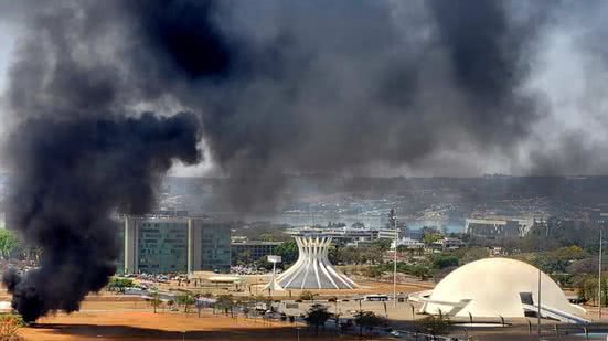 Reprodução / @manueladavila