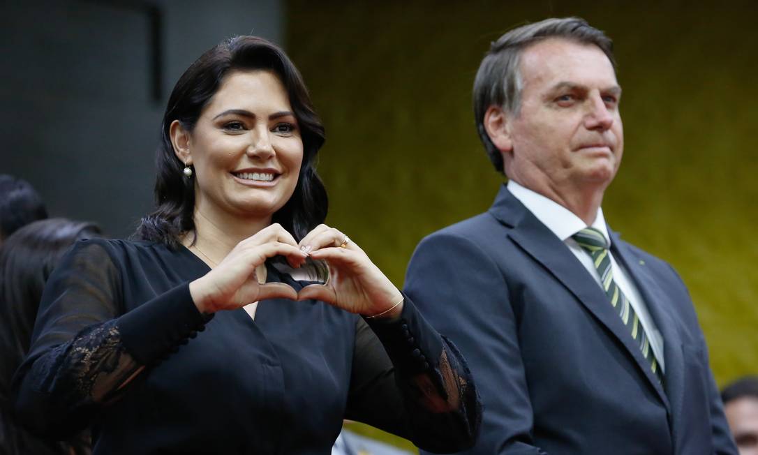 Bolsonaro pediu para Michelle entrar na política