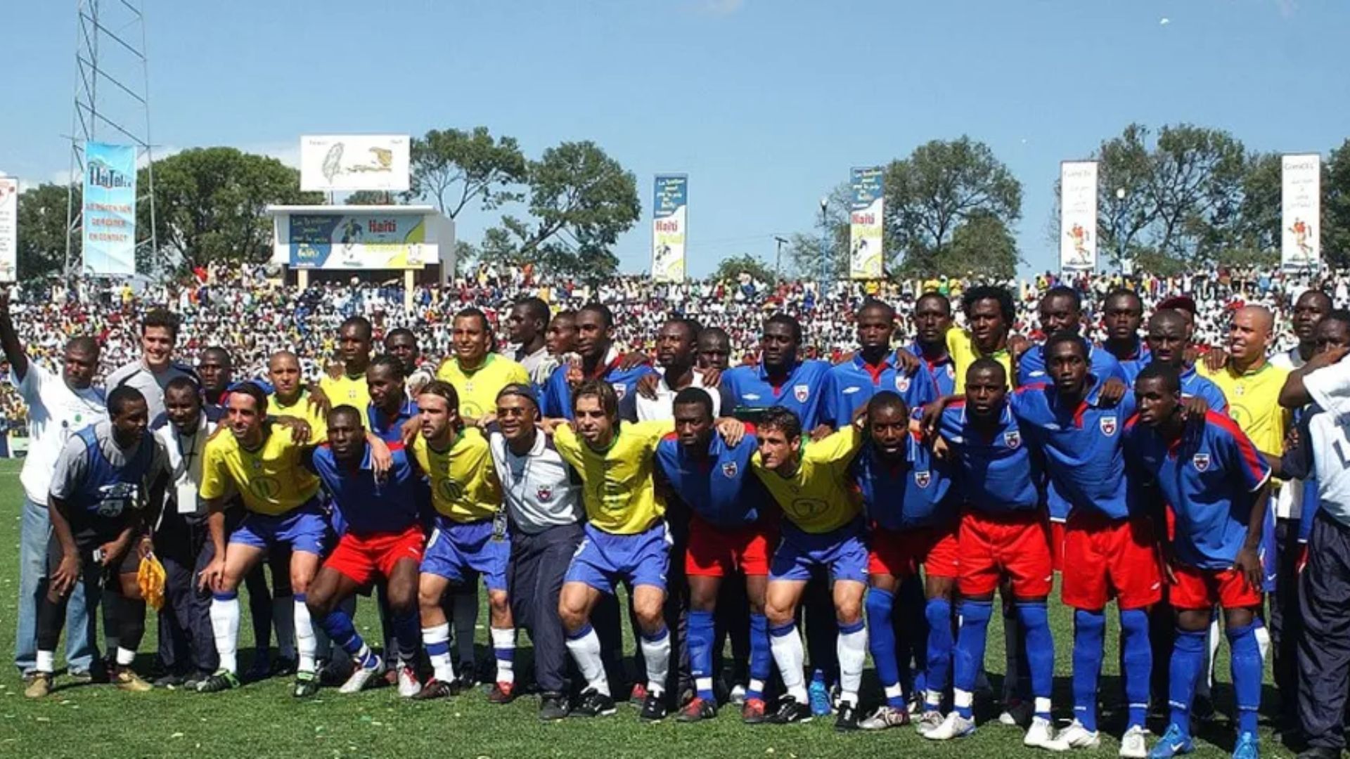 Brasil x Haiti, no Jogo da Paz, em 2004 - Nilton Santos/CBF