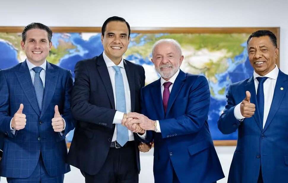 Hugo Motta, Gustavo Felicano, Lula e Damião Feliciano na indicação de Gustavo ao cargo de ministro do Turismo — Foto: Ricardo Stuckert/PR