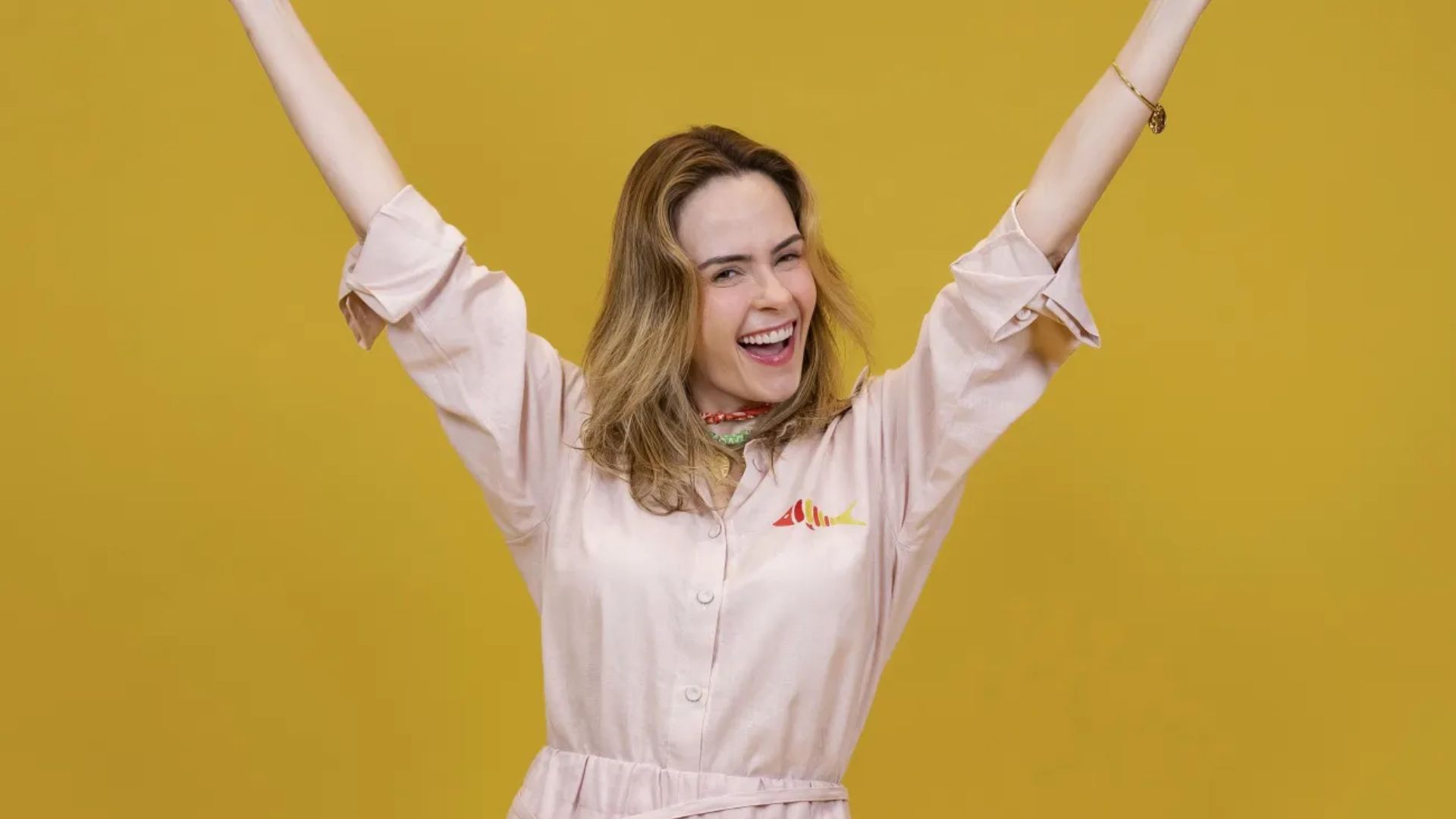 Ana Paula Renault usa falso namoro como ação publicitária