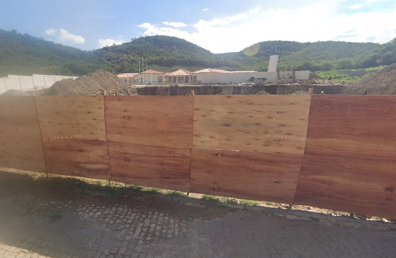  Escola Municipal de Canatiba em construção / Reprodução Google Maps