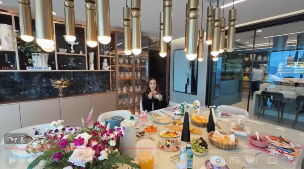 Bruna Biancardi mostra mansão que tem com Neymar em Santos — Foto ReproduçãoYouTube