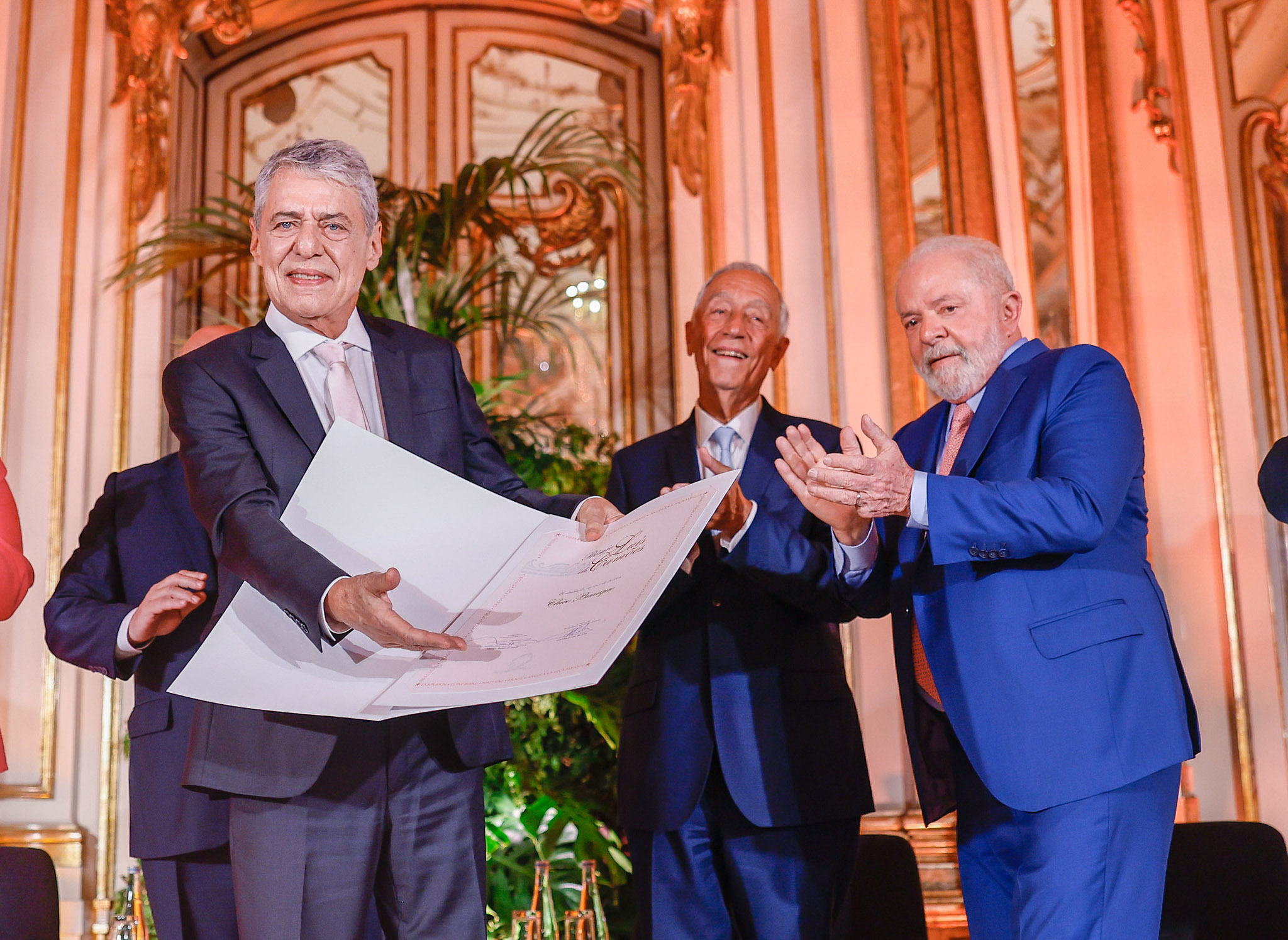 chico buarque premio camões