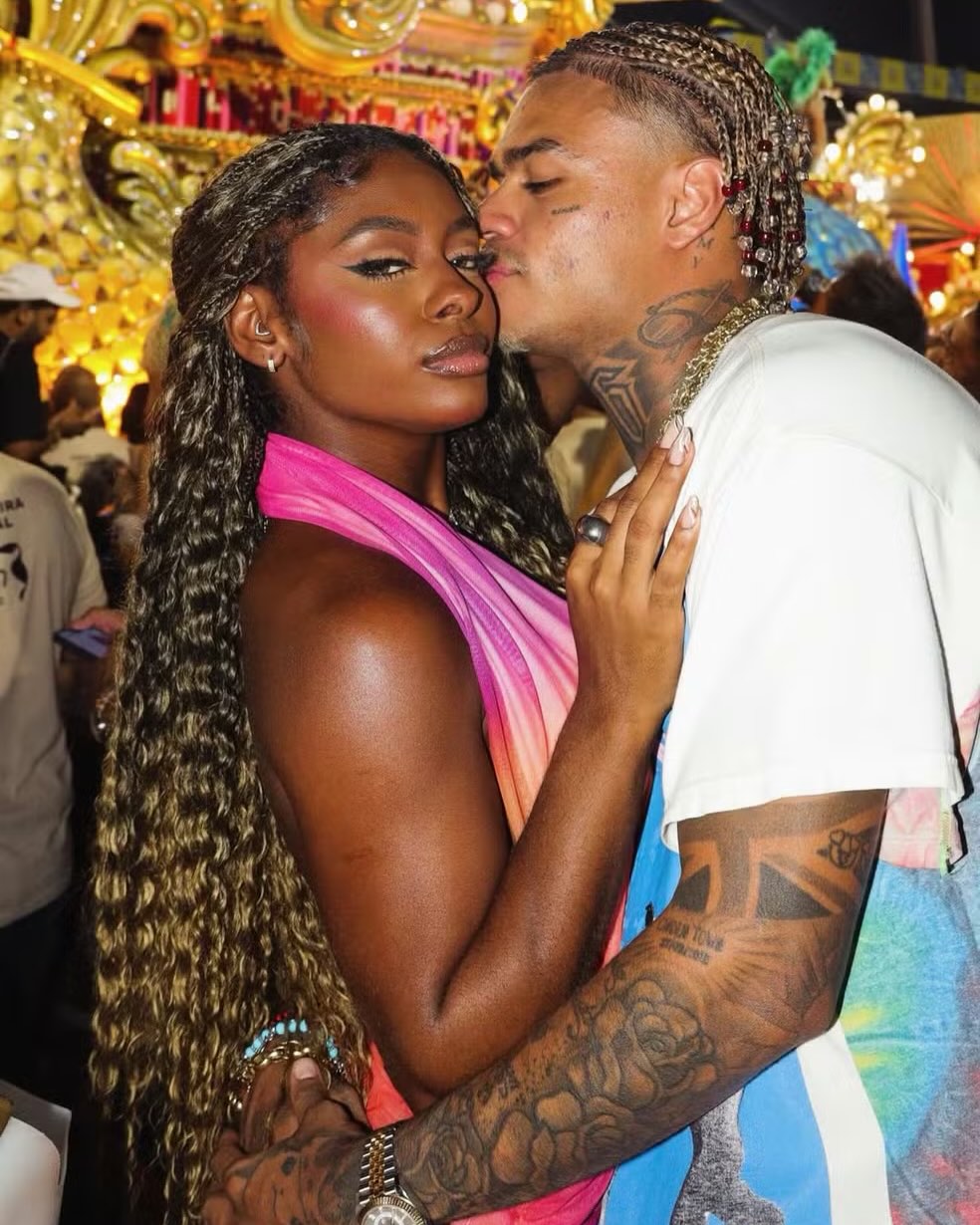 carol e cabelinho