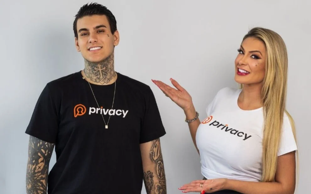 Andressa Urach e filho Arthur Urach