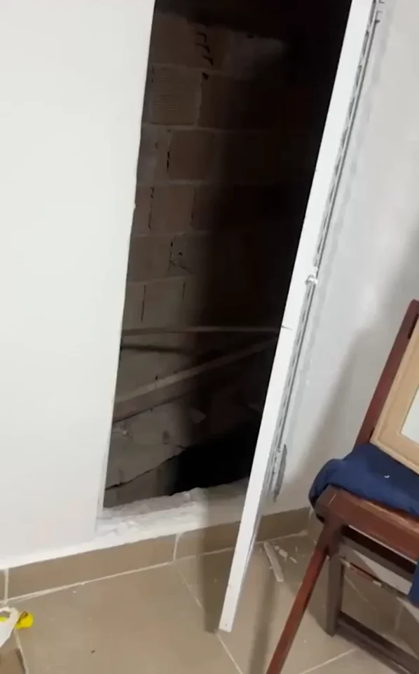 Passagem secreta por onde traficante Dada fugiu da polícia em esconderijo de luxo no Vidigal