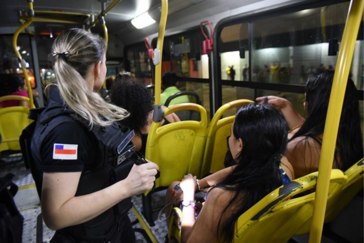 ônibus para mulheres