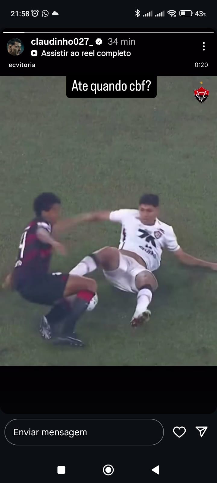 Jogadores do Vitória criticam arbitragem de jogo contra Athletico-PR
