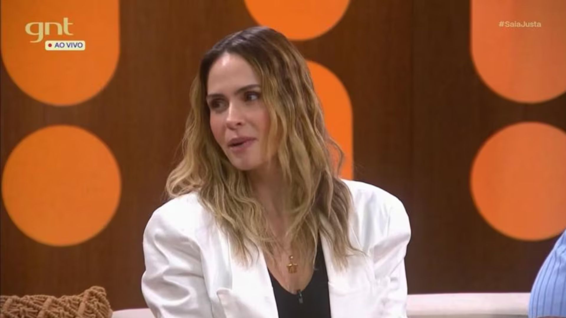 Ana Paula Renault destacou a identificação com Luana Piovani e brincou sobre a união das duas: “Mundo, cuidado” — Foto: Reprodução/GNT