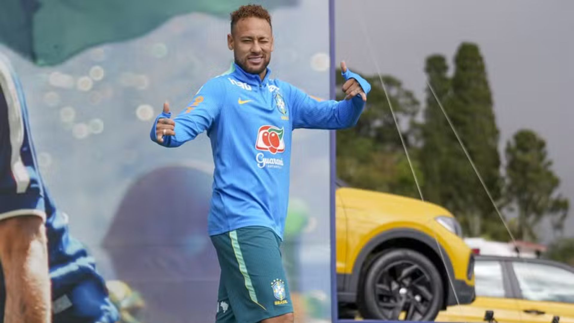 Sob incerteza na Copa, Neymar ganha abraço e ‘tapinha’ de presidente da CBF