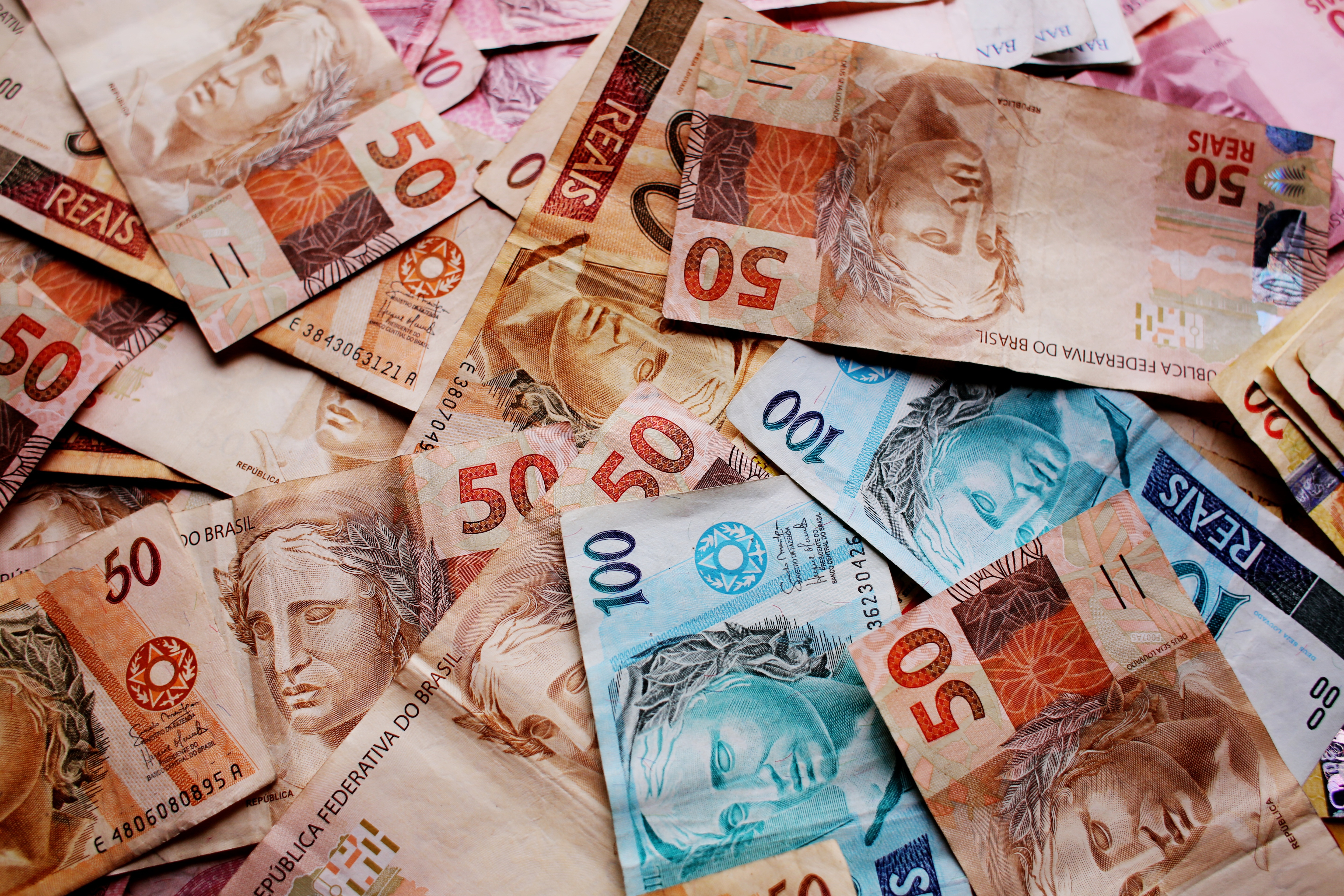 PIB do Brasil cresce 1,1% no primeiro trimestre de 2026, aponta IBGE; agro e indústria impulsionaram resultado