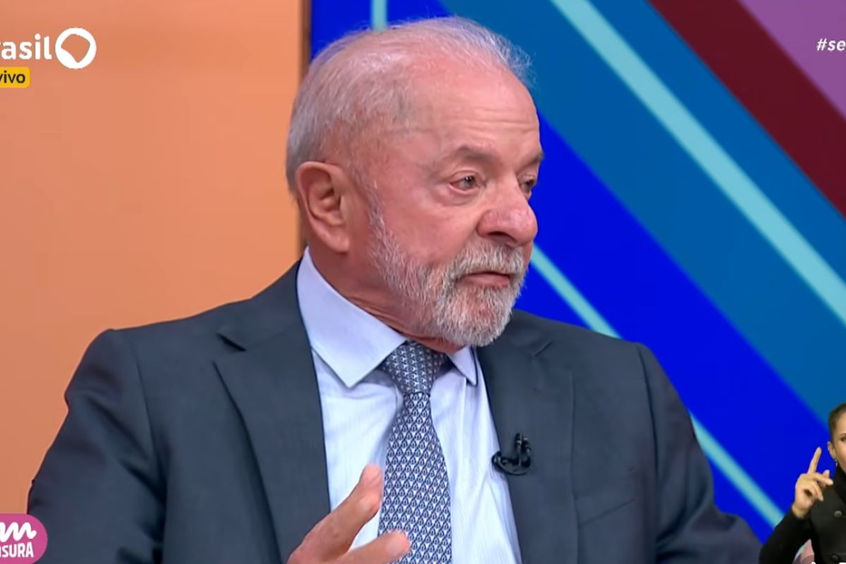 Lula revela ações para reduzir preços dos combustíveis, mas desconversa sobre previsão da redução