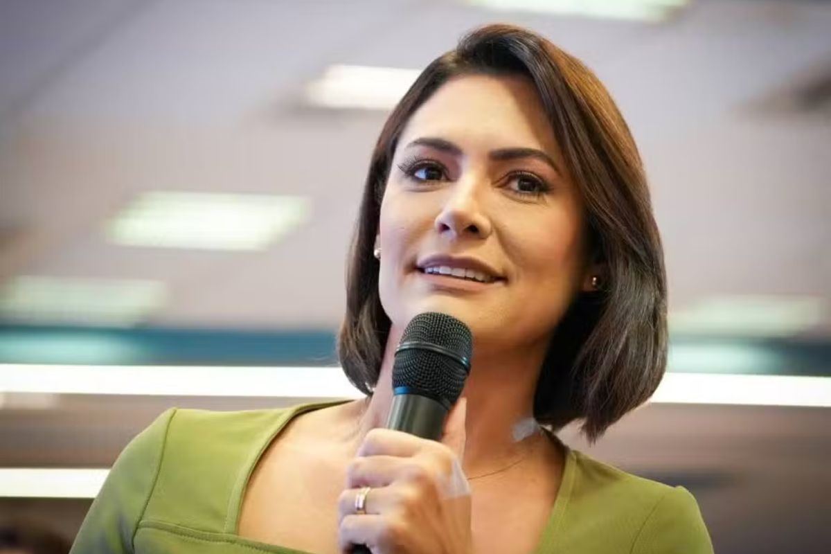 Michelle Bolsonaro critica apoio do PL a candidatura de Ciro Gomes: “Aliança com o mal”