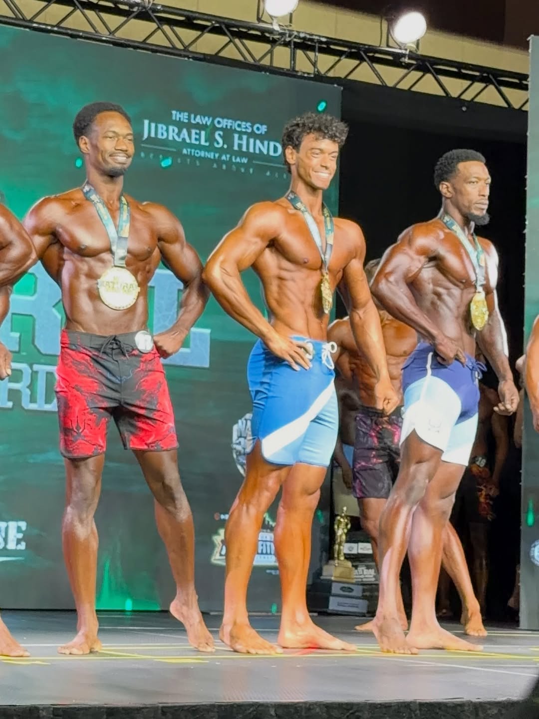 Victor Alexandre em competição de fisiculturismo