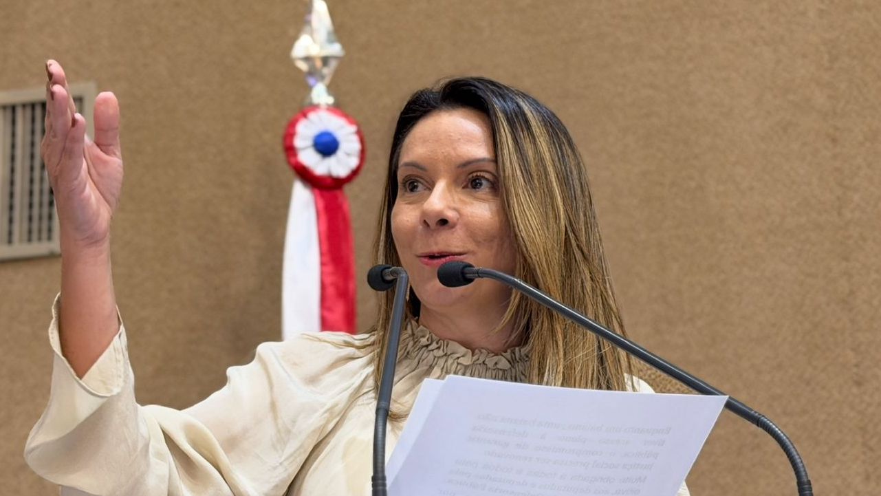 Em sessão especial na ALBA, Defensoria Pública da Bahia é homenageada e entidade cobra expansão dos serviços no interior