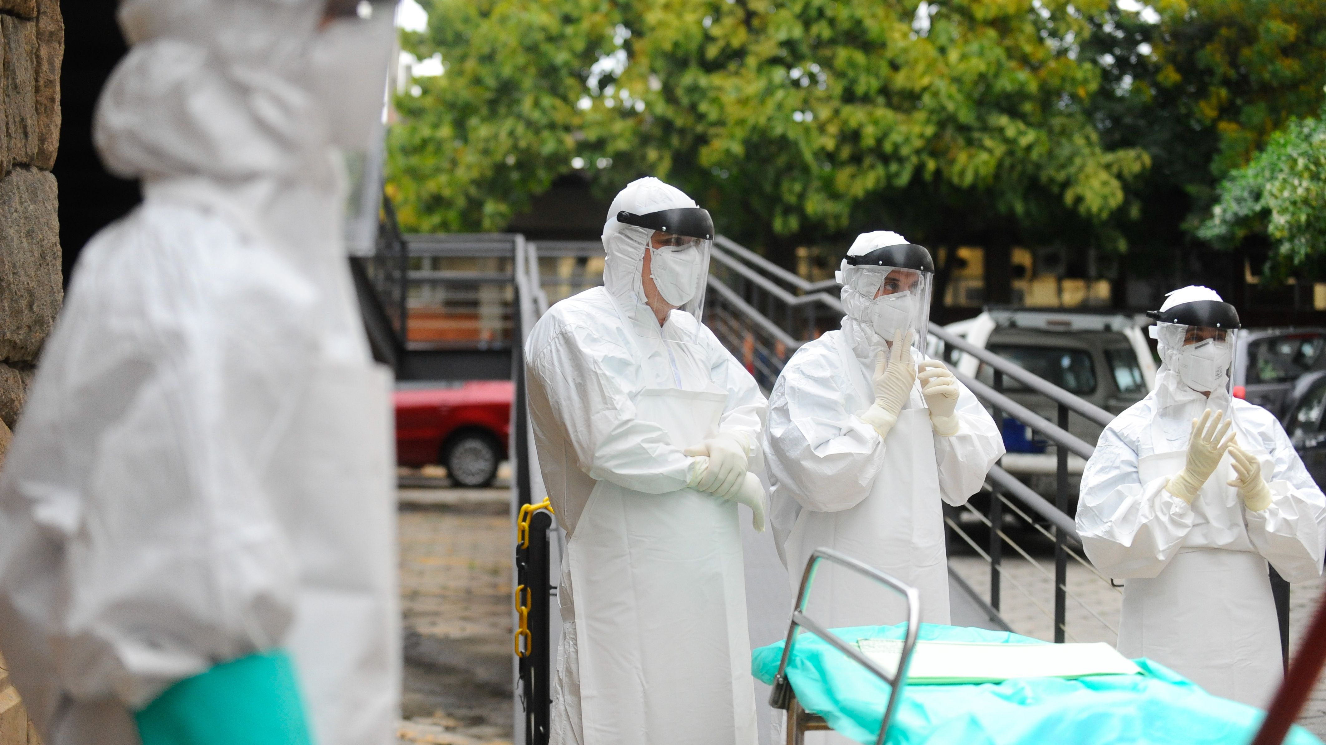 Homem que veio da África é monitorado sob suspeita de ebola no Brasil