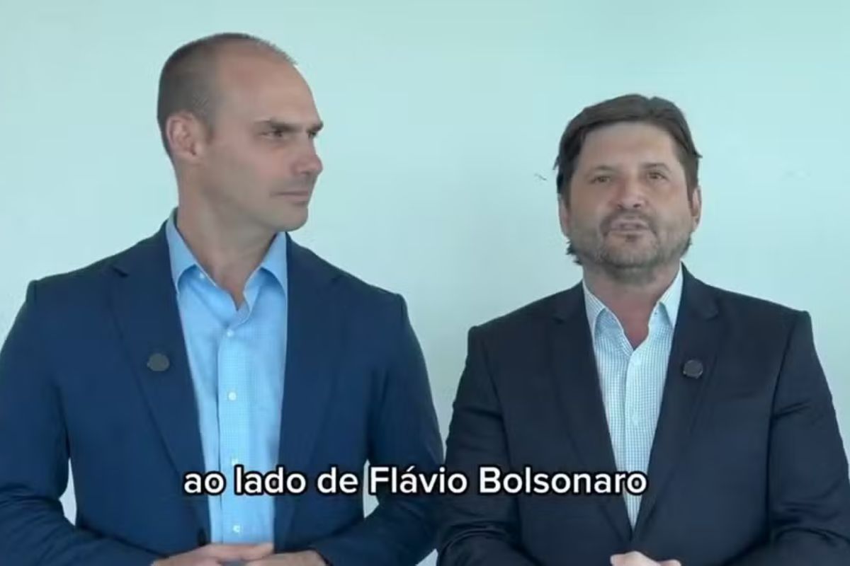 Eduardo Bolsonaro e André do Prado 