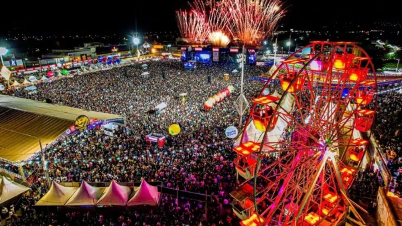 Saiba os cachês mais elevados de artistas no São João da Bahia em 2026