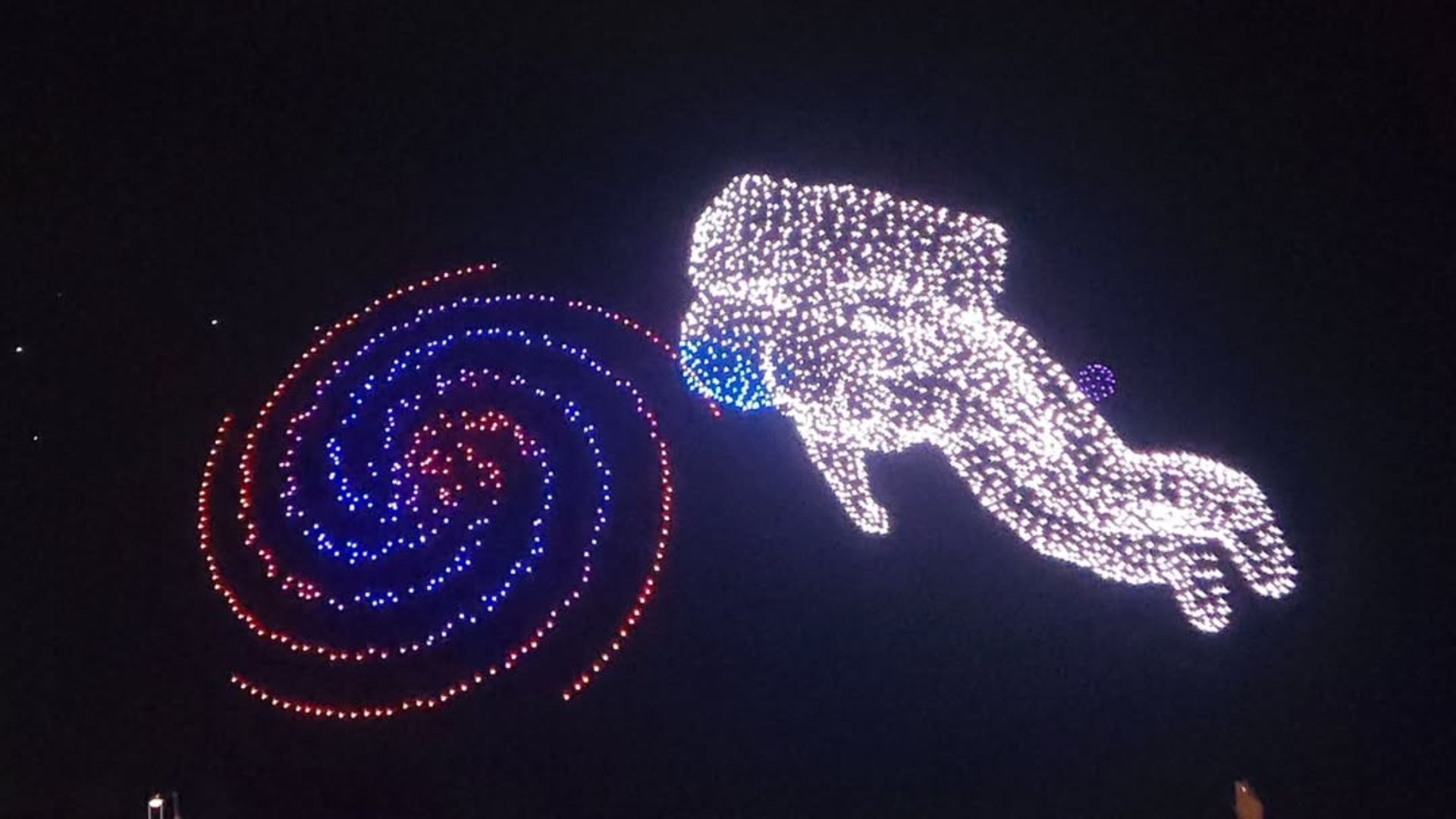 DE ARREPIAR! Show com mais de 3 mil drones entra para o Guinness Book; assista