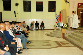 Missa promovida pela prefeitura de Camaçari no dia 27/05/2011 