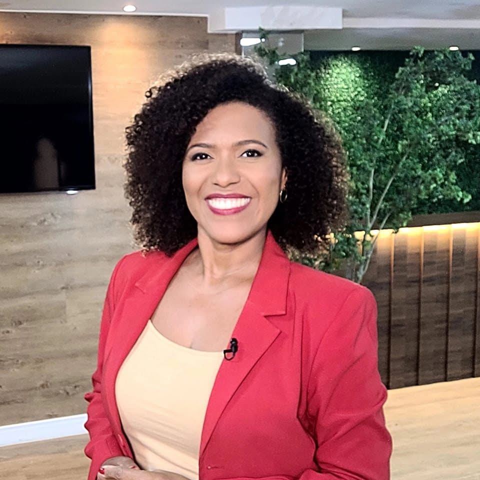 Repórter Erika Leal