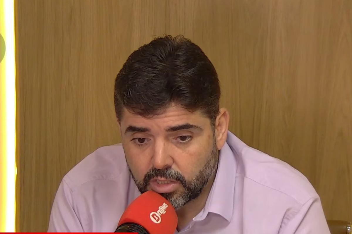 Adolpho Loyola desafia opositores a apresentarem propostas para resolver fila da regulação