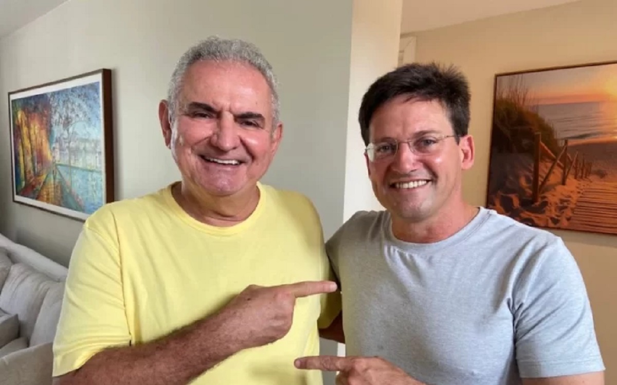 Tempo de tela de João Roma e Coronel na TV vira alvo de disputa dentro da chapa de ACM Neto - QTU Questões do Universo