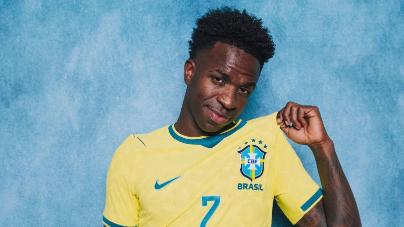 Vini Jr. de cara nova: confira o novo visual do craque