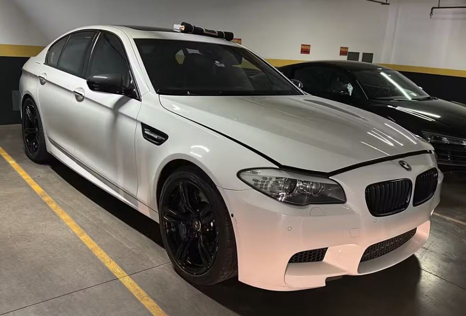 BMW apreendida pela PF durante busca e apreensão contra o Careca do INSS